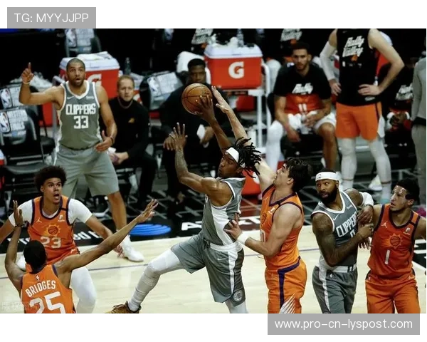 全场 23 记盖帽：防守大战刷新纪录