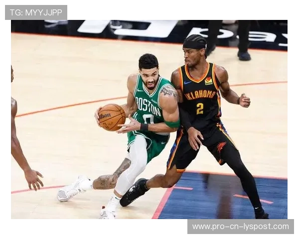 塔图姆快下暴扣打破僵局