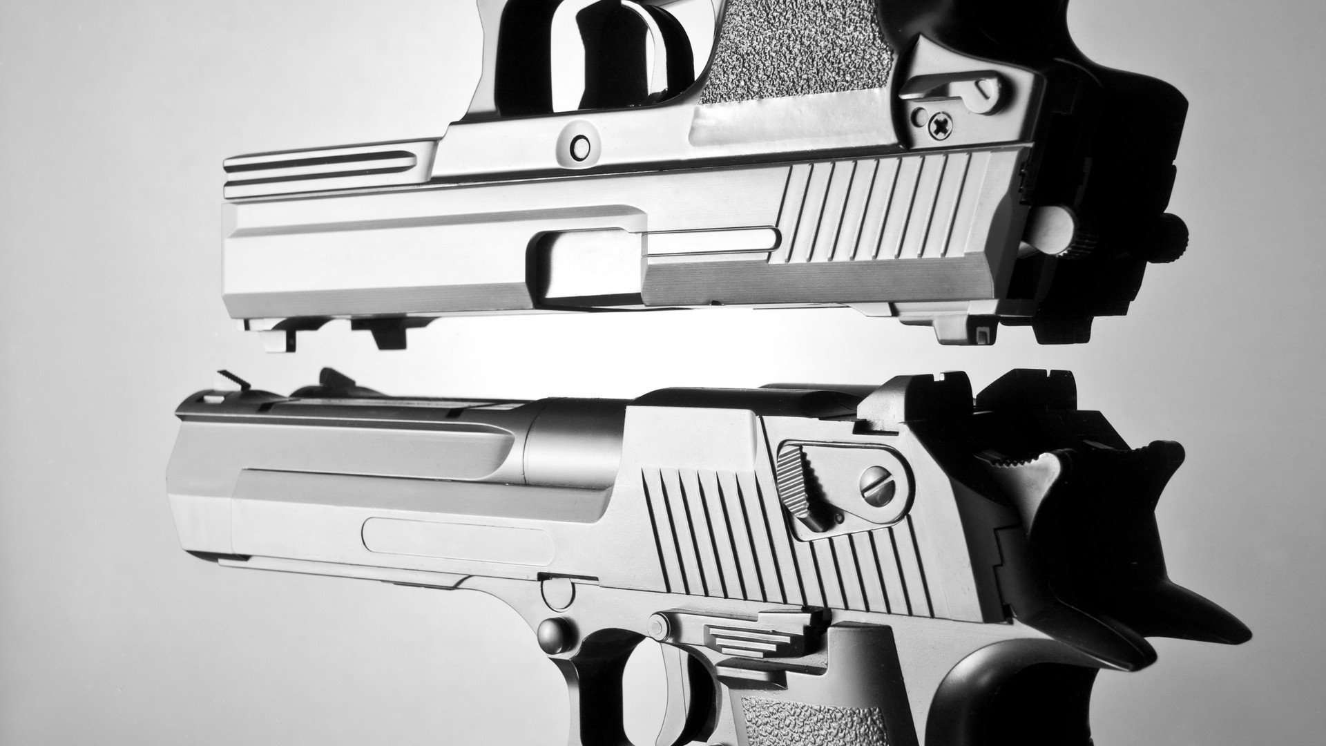 “快艇冲浪:东三叉湖赛场极速对决,飞驰水面成焦点”